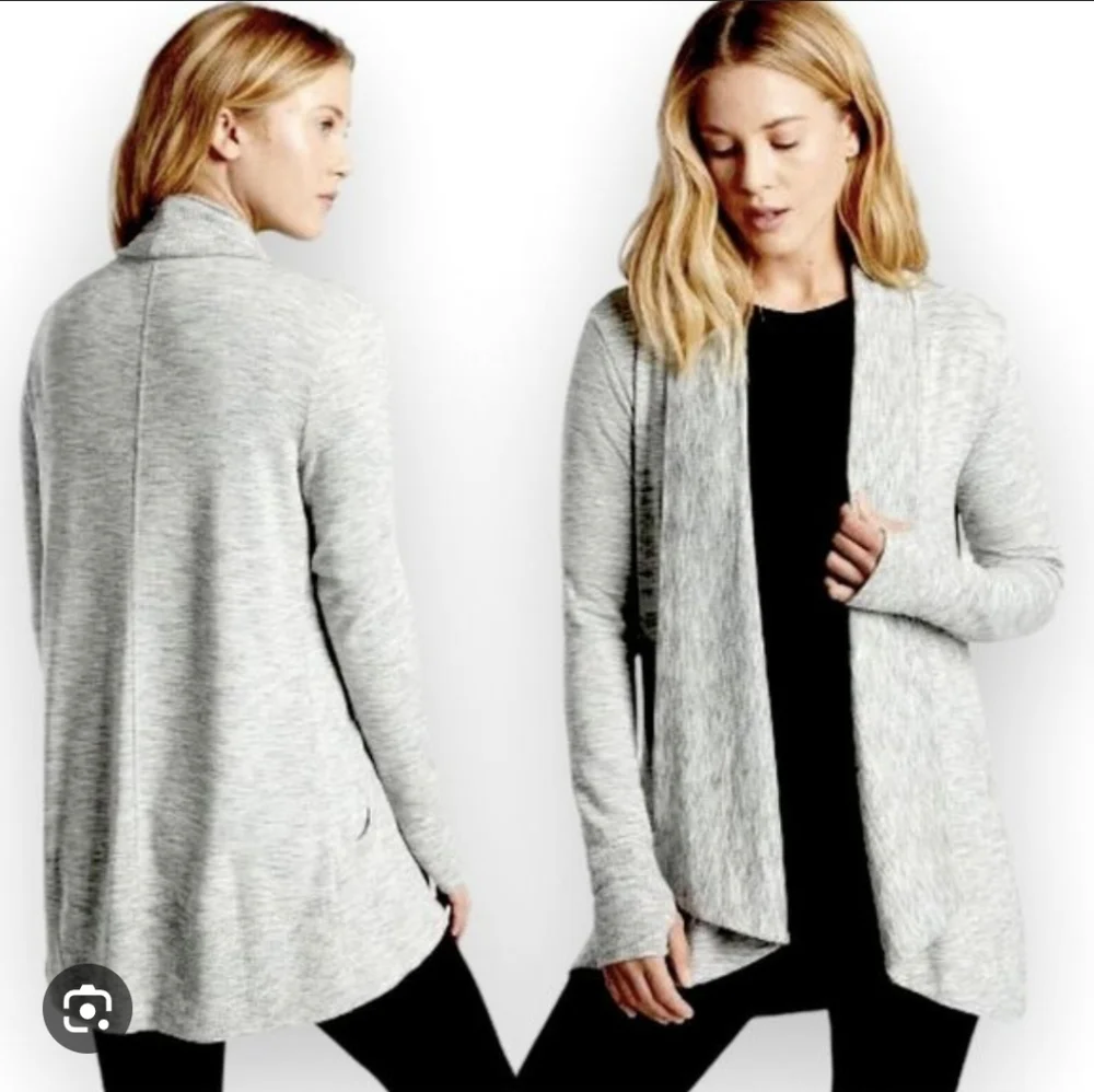 Athleta Pranyama cardigan sweater gray size m‎